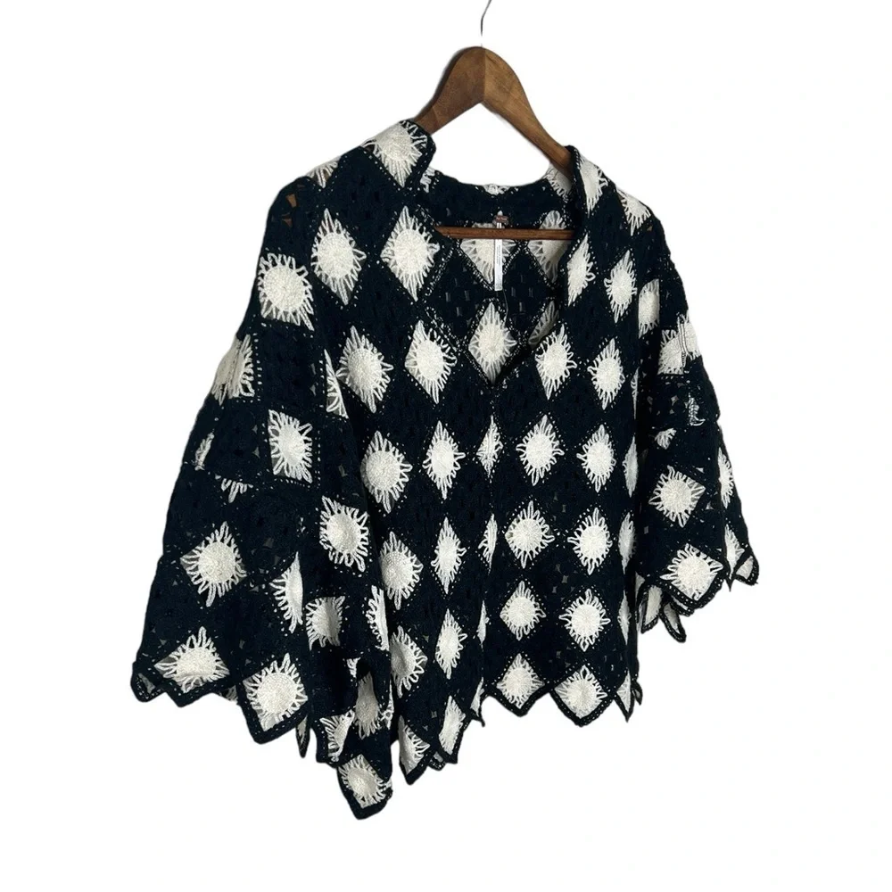 NWOT Free People Beach House Crochet Top